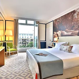 Отель Fraser Le Claridge Champs-elysees
