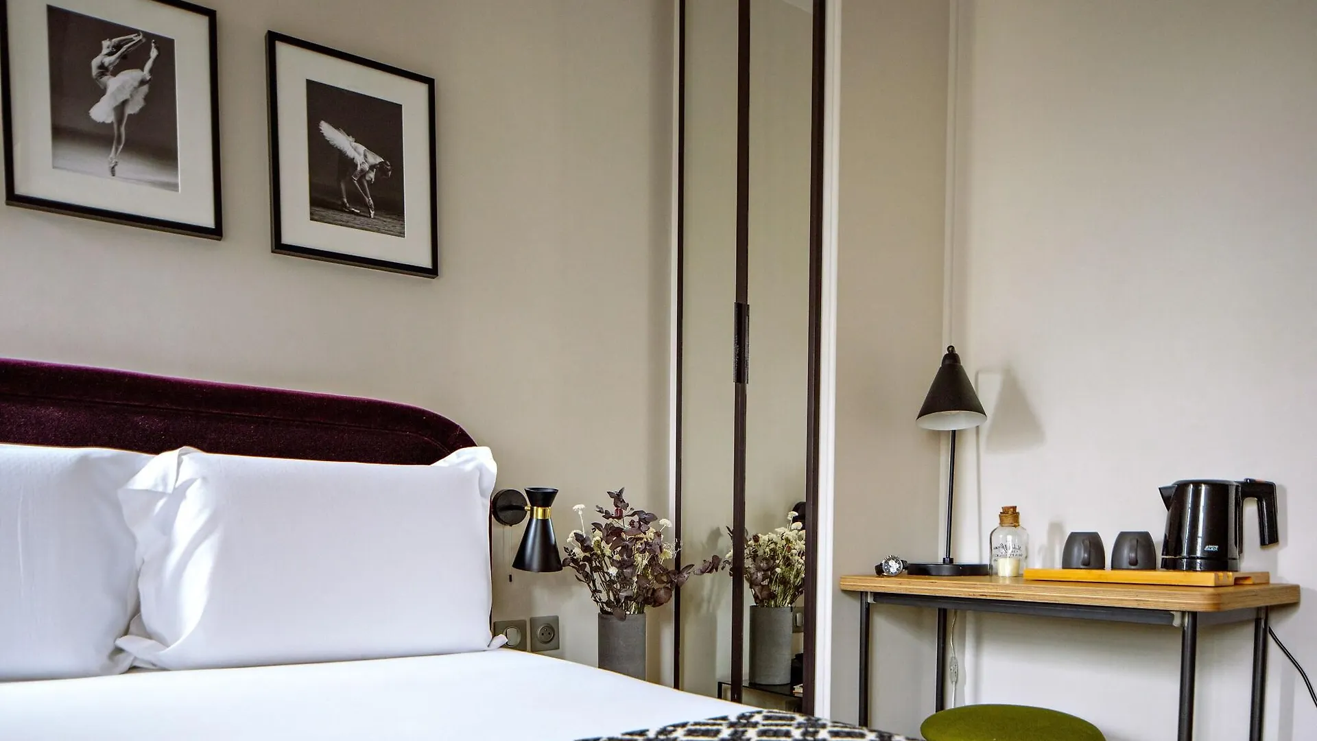 Hotel Monsieur Helder Paris 3*,  France